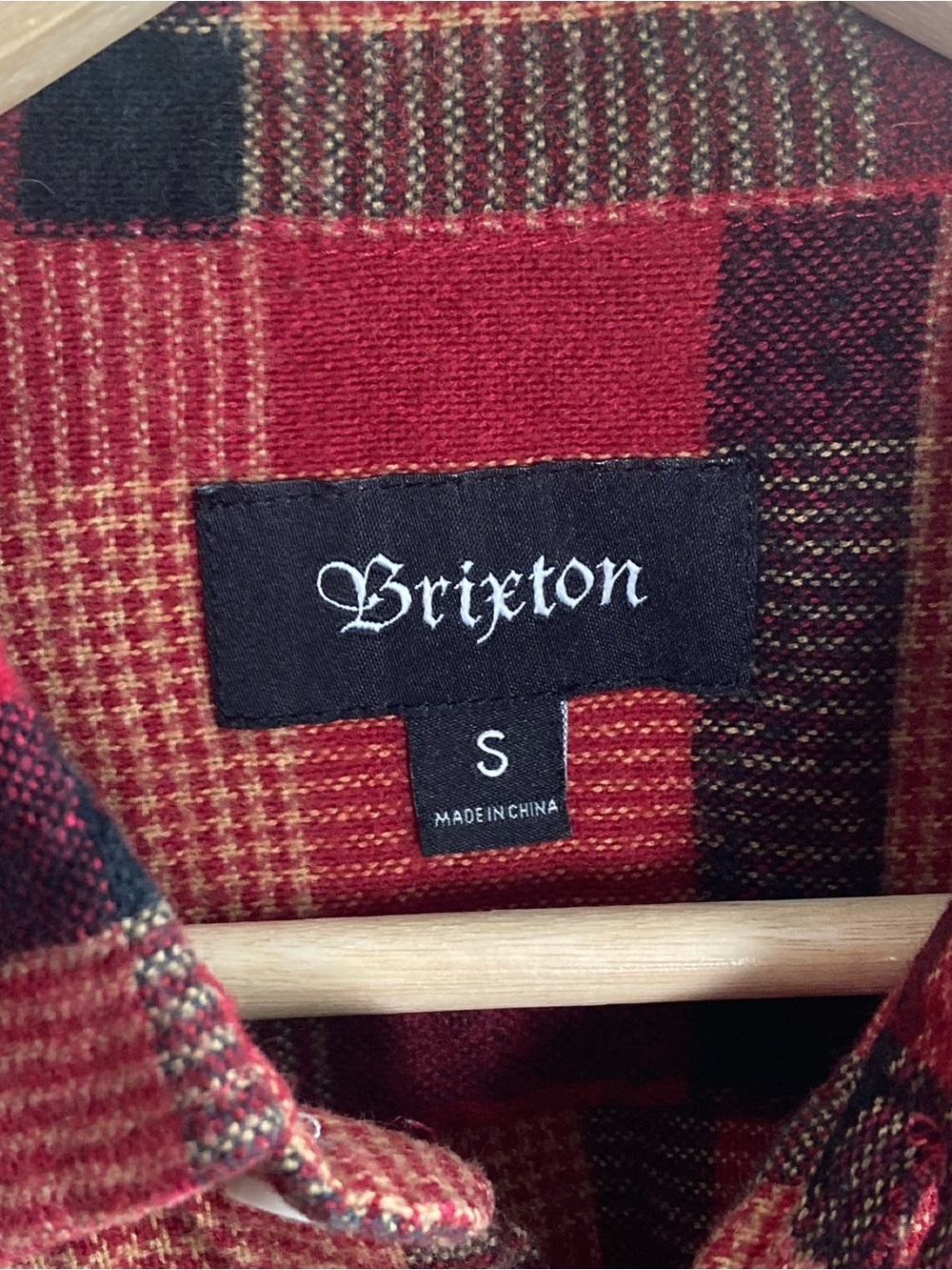 Brixton Flannel Mens Plaid Button Down Shirt Red Brown Size Small Skateboard - Picture 4 of 7